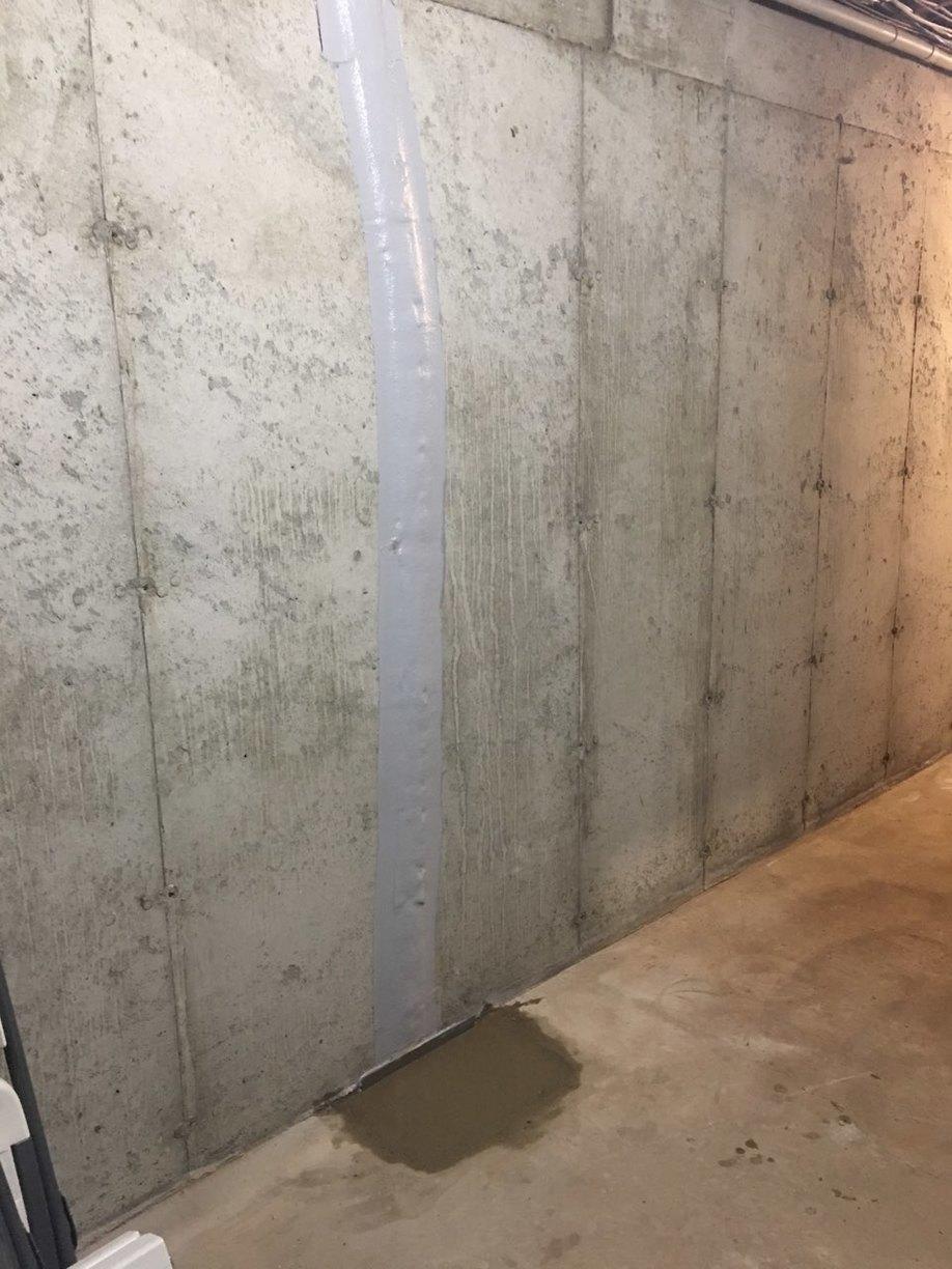 wall crack with seal