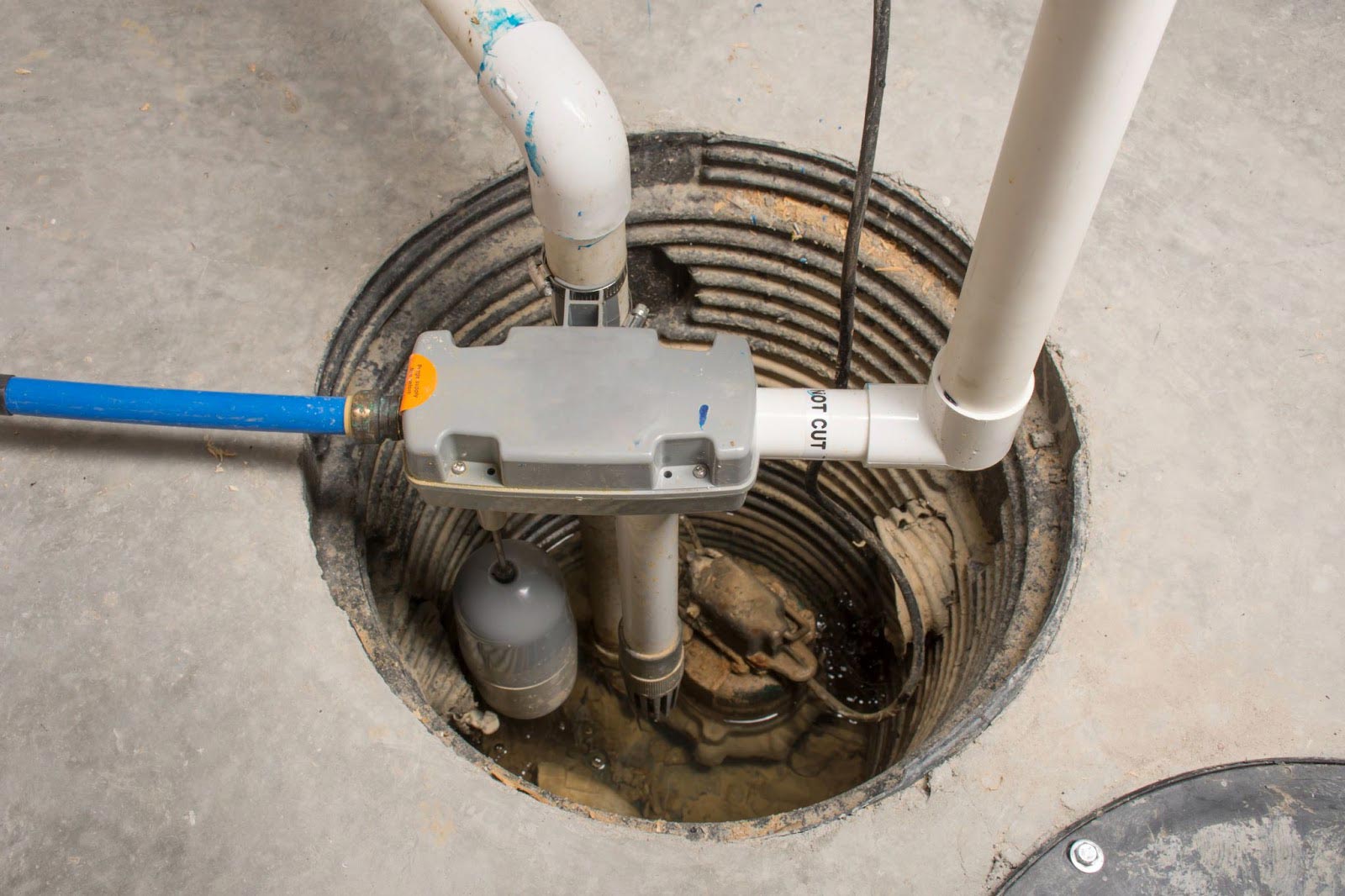 sump pumps work with other drainage components, like floor drains or a drain tile system. In such systems, the pipes from these drains will lead to the sump pump’s sump pit, which is nothing more than a reservoir that holds the water while it waits to be pumped out.